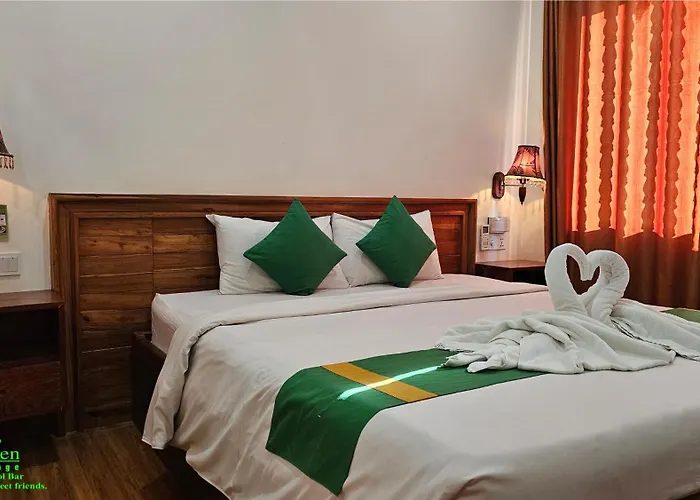 Hotel Garden Village & Pool Bar 2*
