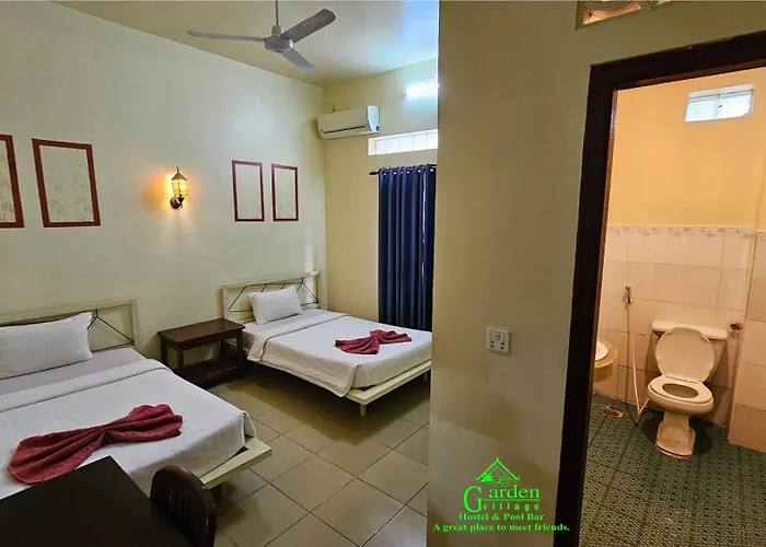 Garden Village & Pool Bar Hotel 2*